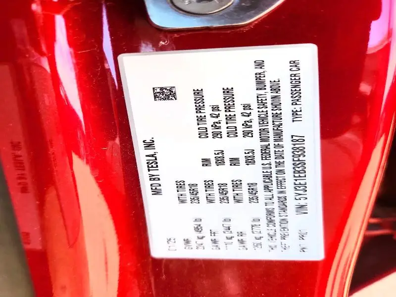 2025 TESLA MODEL 3   