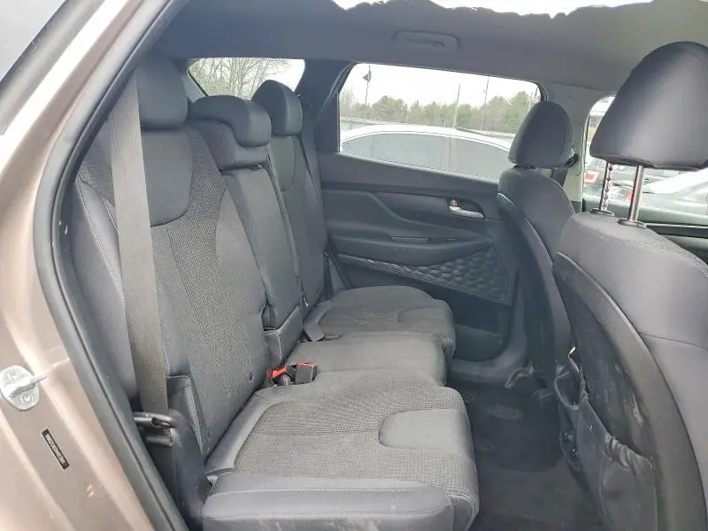 2019 HYUNDAI SANTA FE SE 2.4L  