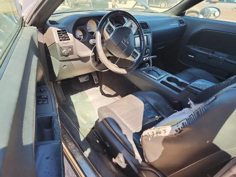 2011 DODGE CHALLENGER R  