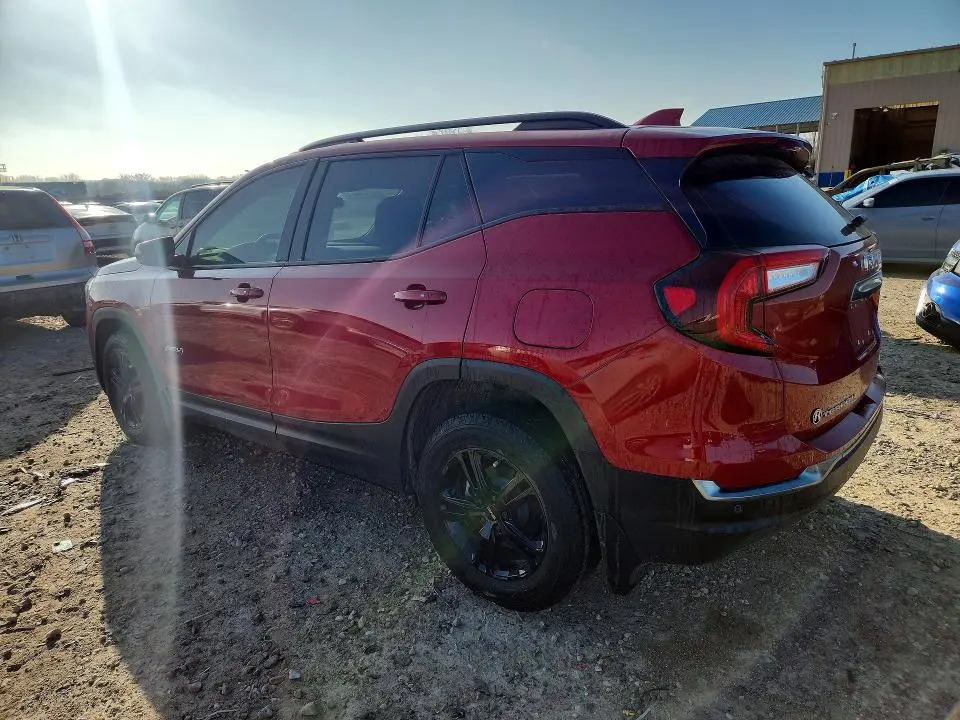 2024 GMC TERRAIN AT4  