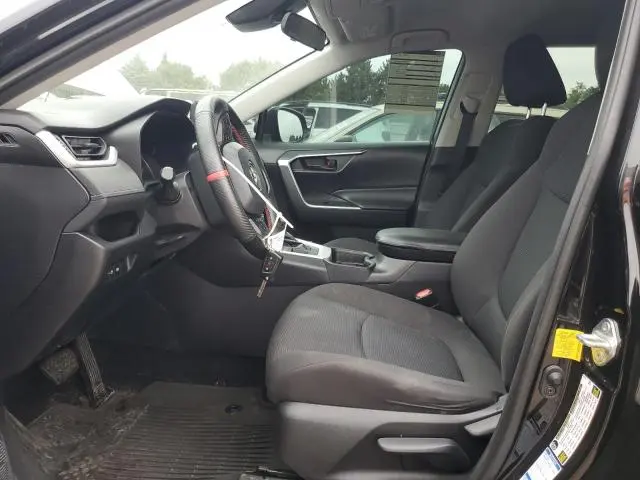 2020 TOYOTA RAV4 LE  