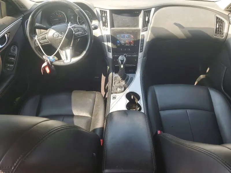 2021 INFINITI Q50 LUXE  