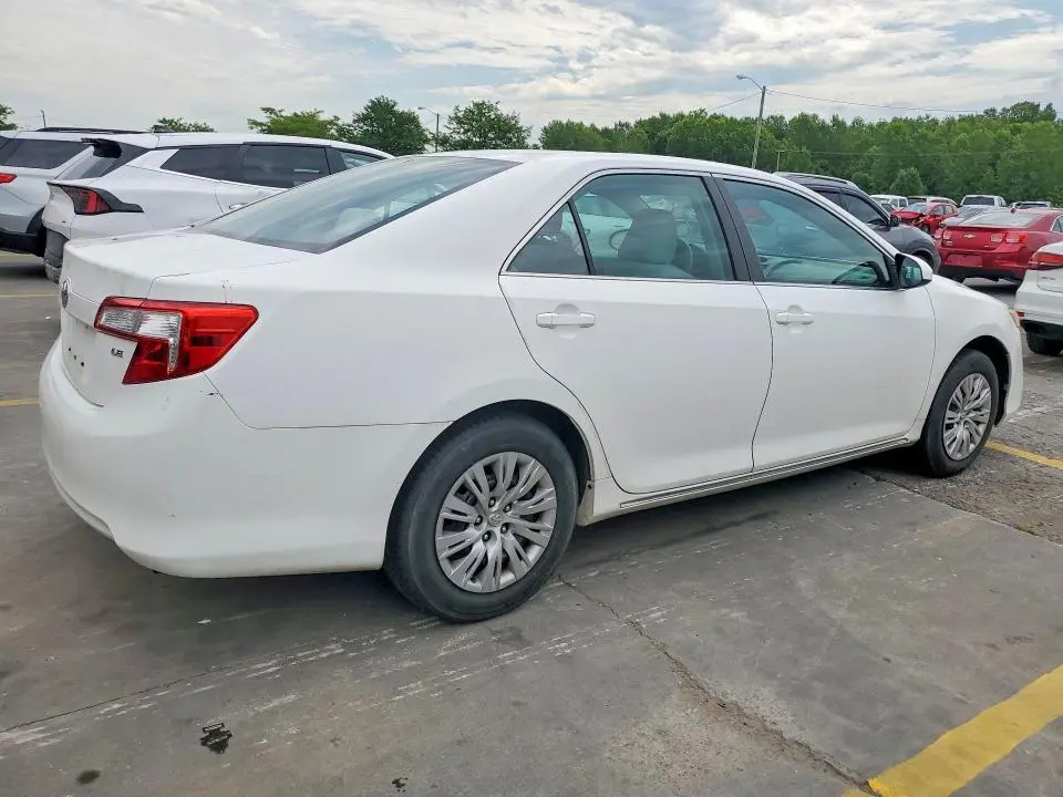 2012 TOYOTA CAMRY LE  
