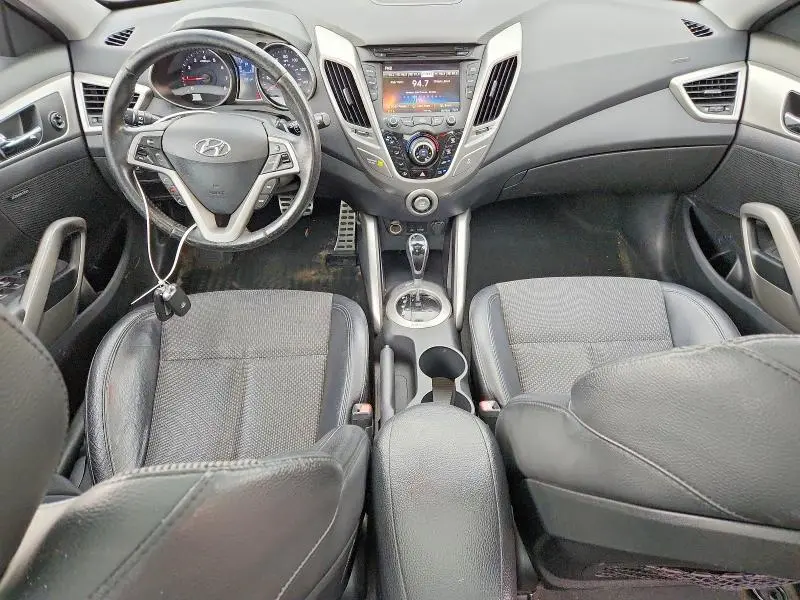 2013 HYUNDAI VELOSTER BASE  