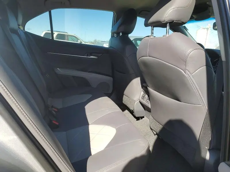 2018 TOYOTA CAMRY L  