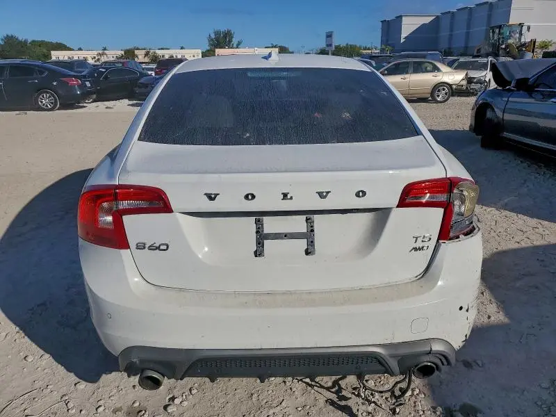 2017 VOLVO S60 DYNAMIC  