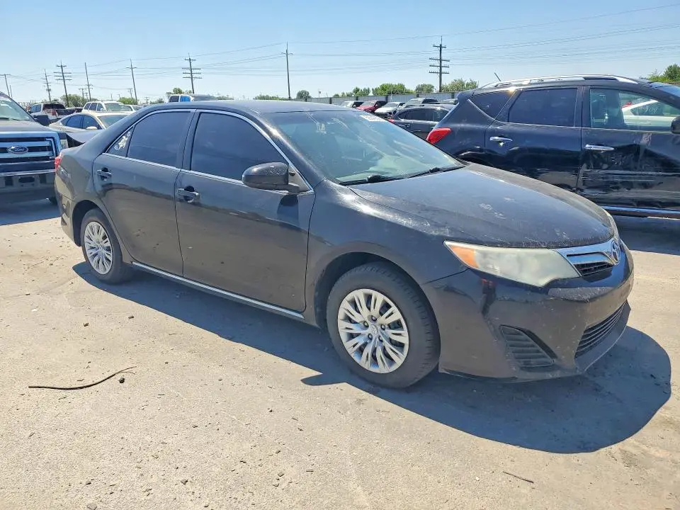 2014 TOYOTA CAMRY   