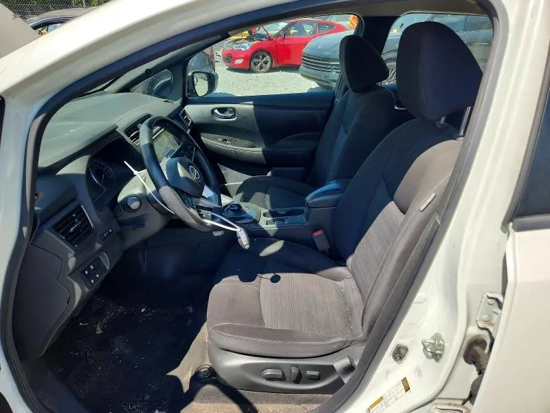 2024 NISSAN LEAF SV PLUS  