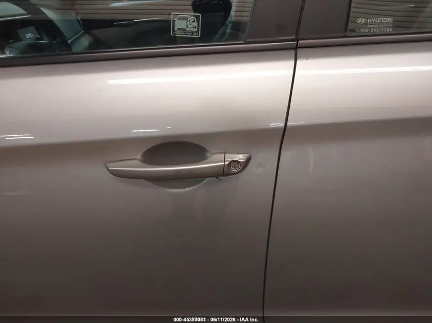 2020 HYUNDAI ELANTRA SE