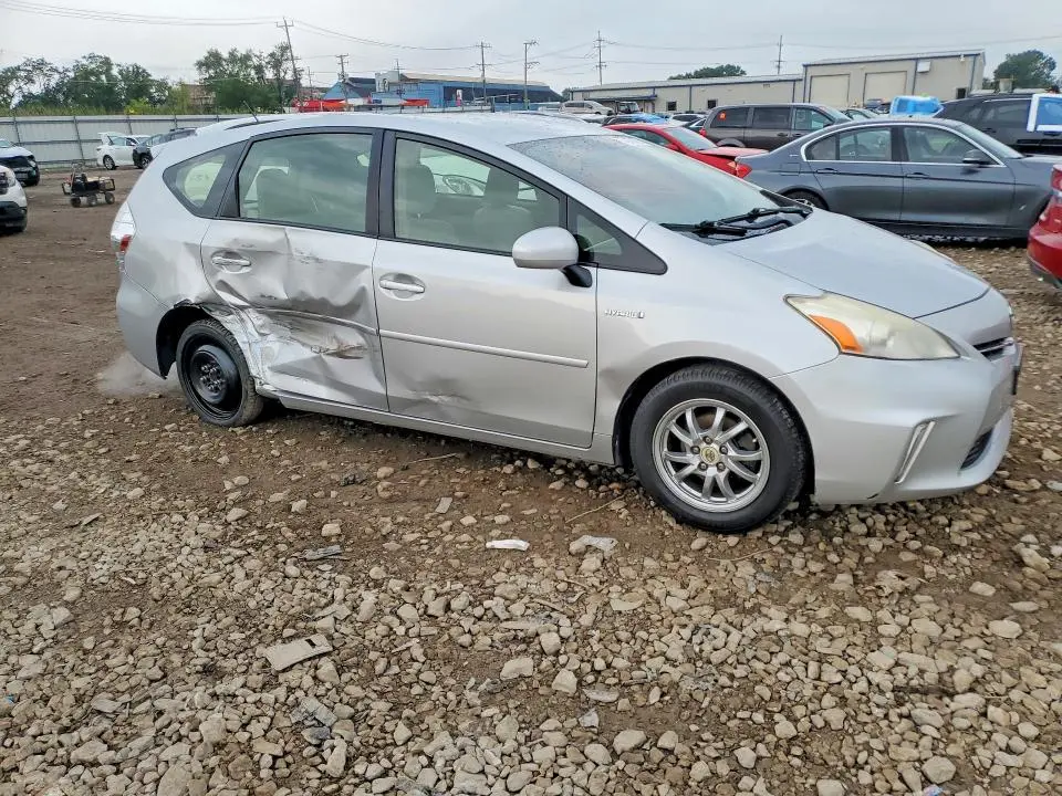 2012 TOYOTA PRIUS V TWO  