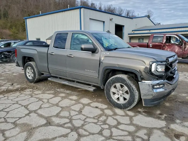 2017 GMC SIERRA K1500 SLE  