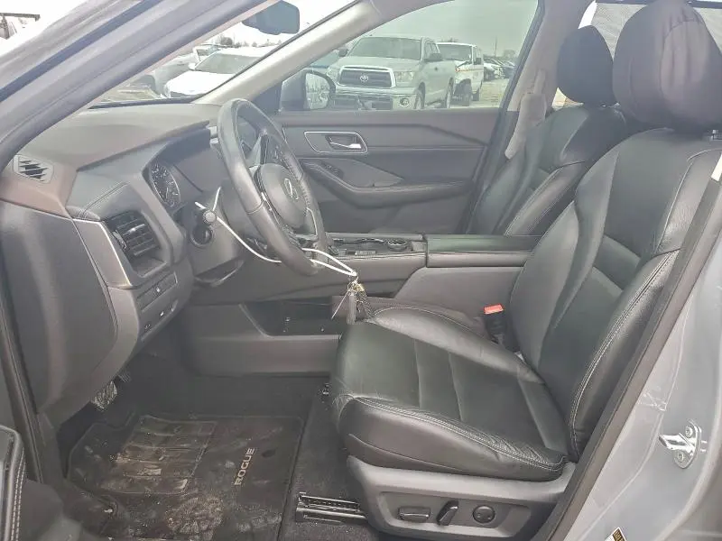 2021 NISSAN ROGUE SL  