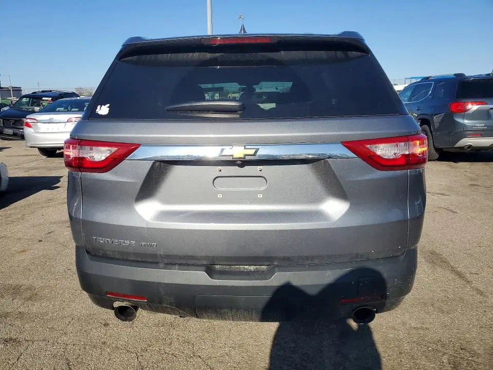 2020 CHEVROLET TRAVERSE LS  