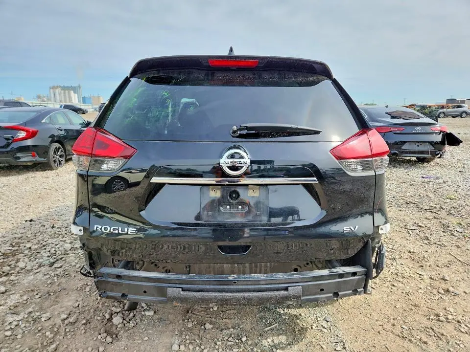 2017 NISSAN ROGUE SV  