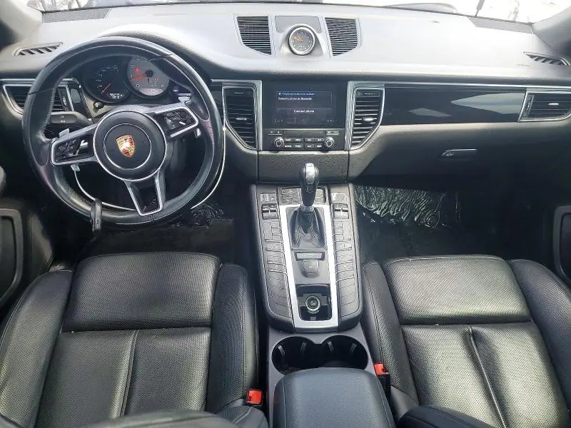 2017 PORSCHE MACAN S  
