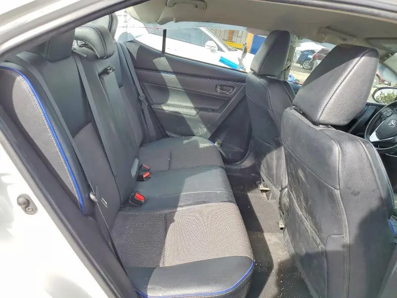 2019 TOYOTA COROLLA SE  