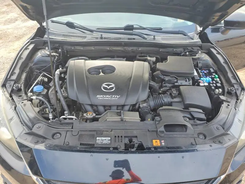 2016 MAZDA 3 TOURING  