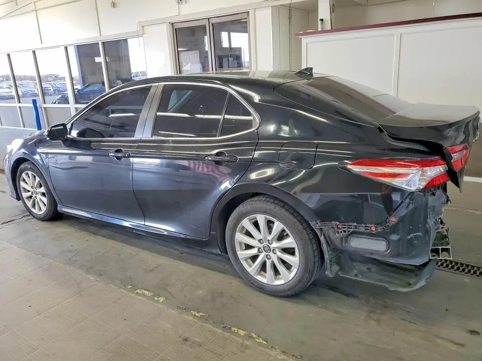 2019 TOYOTA CAMRY LE  