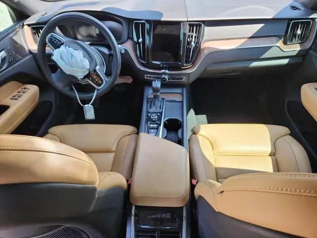 2021 VOLVO XC60 T6 INSCRIPTION  