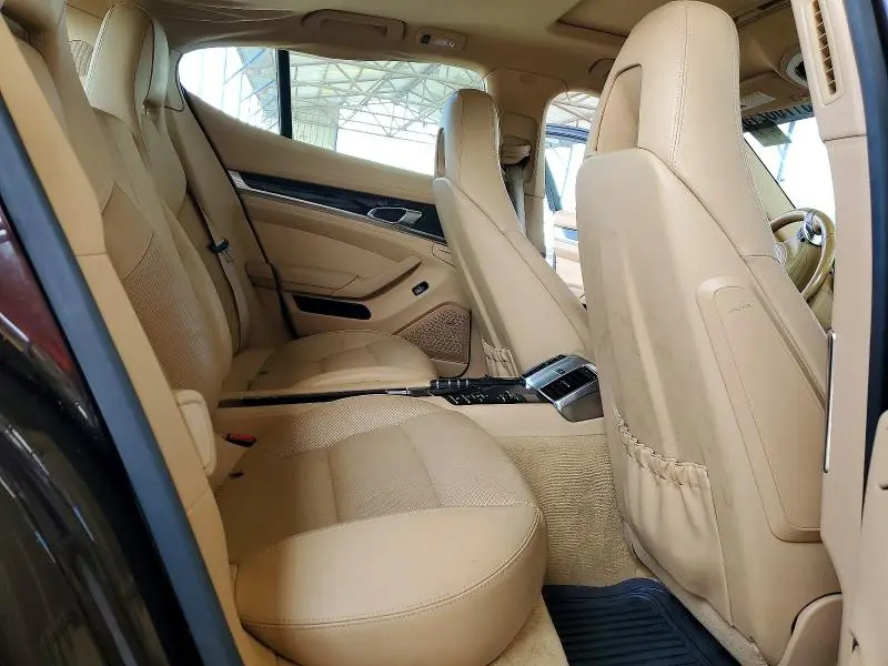 2014 PORSCHE PANAMERA 2  
