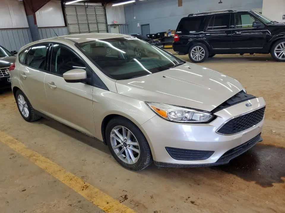 2018 FORD FOCUS SE  