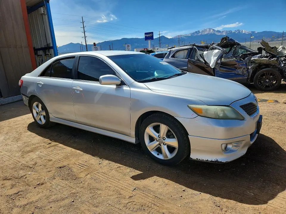 2010 TOYOTA CAMRY SE  