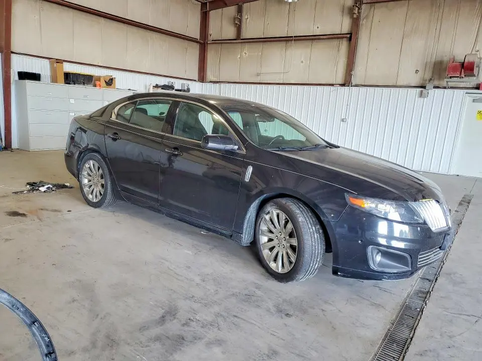 2011 LINCOLN MKS   