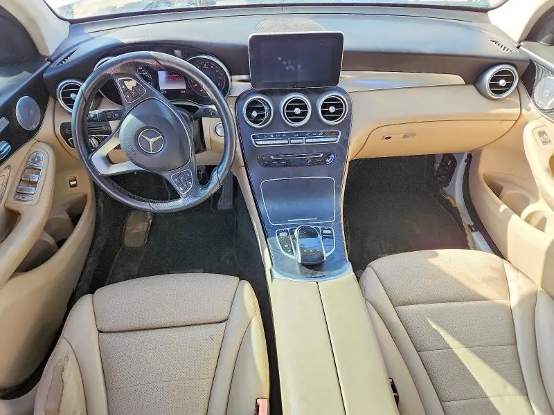 2017 MERCEDES-BENZ GLC 300  