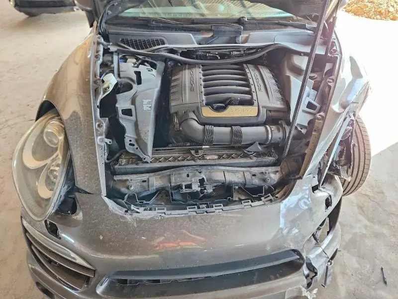 2012 PORSCHE CAYENNE   