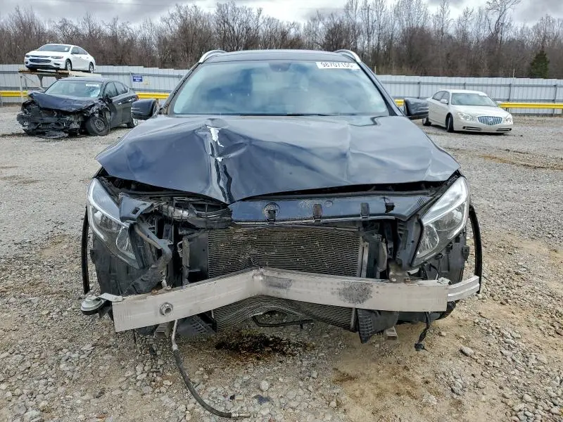 2015 MERCEDES-BENZ GLA 250  