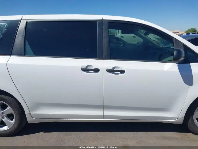 2013 TOYOTA SIENNA L V6 7 PASSENGER