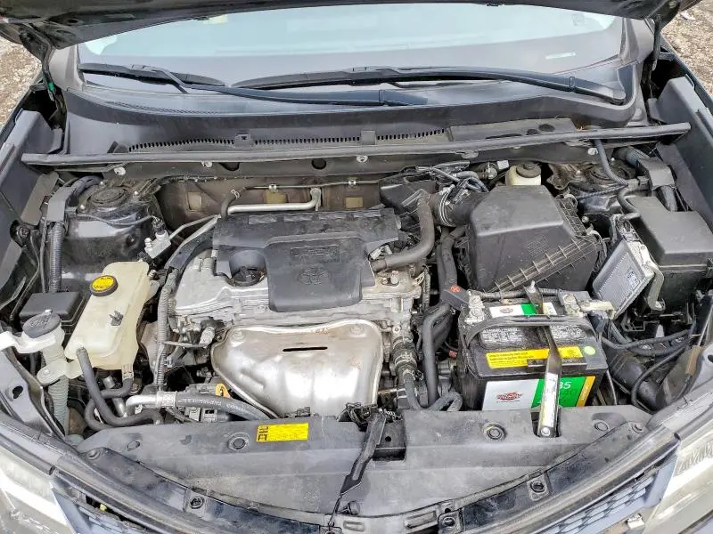 2015 TOYOTA RAV4 XLE  