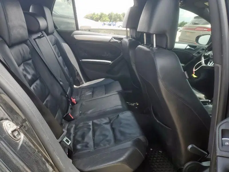 2013 VOLKSWAGEN GTI   