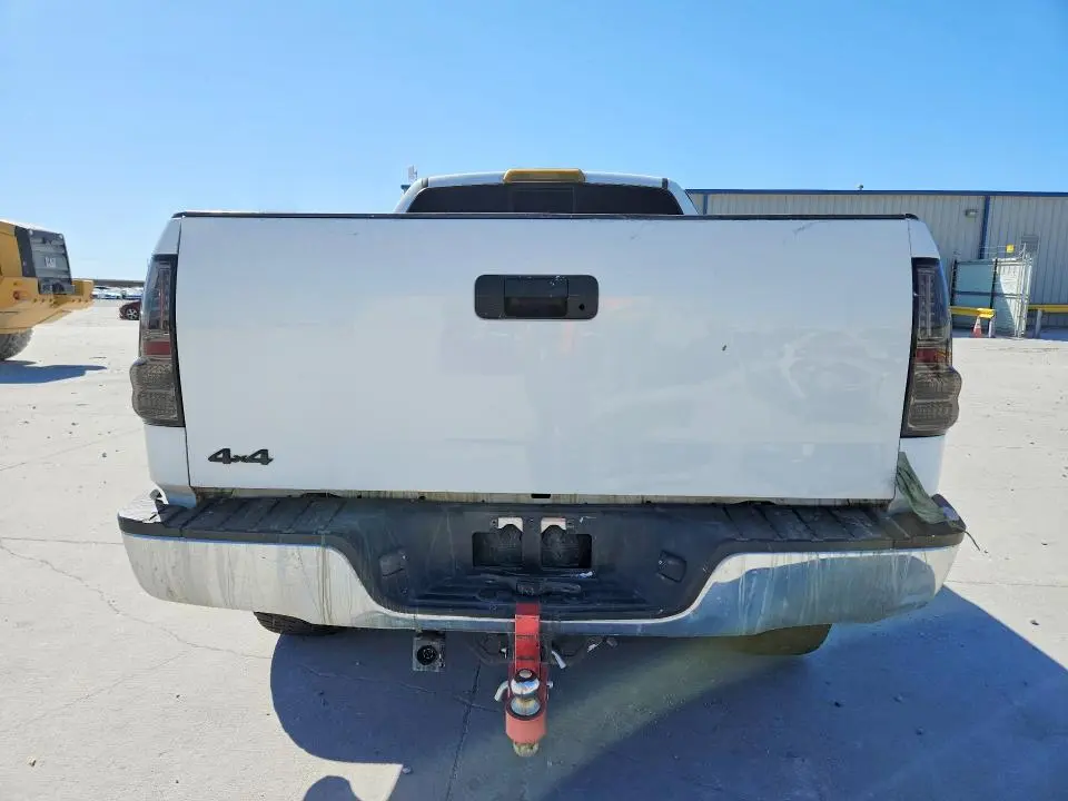 2011 TOYOTA TUNDRA GRADE  