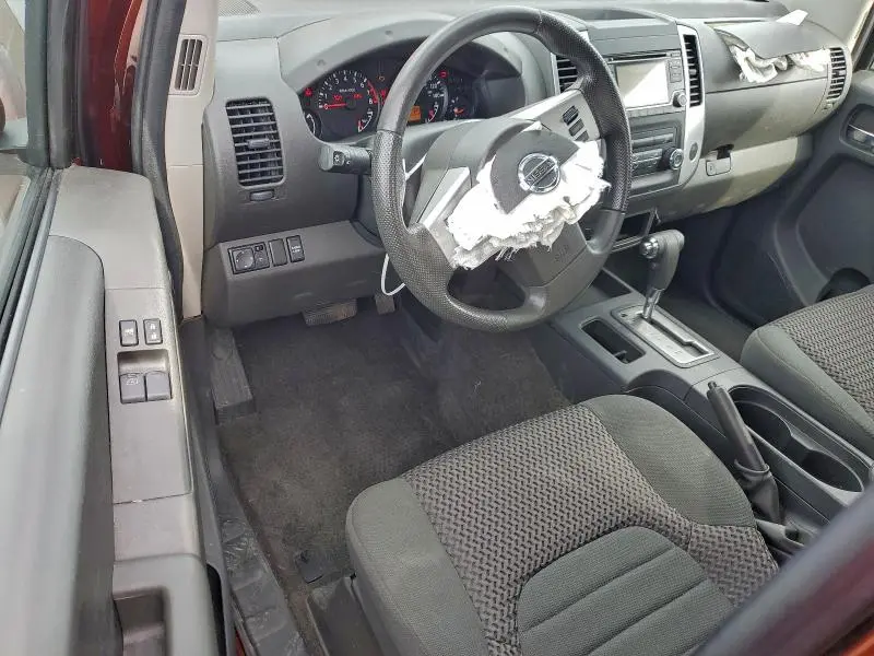 2016 NISSAN FRONTIER SV  