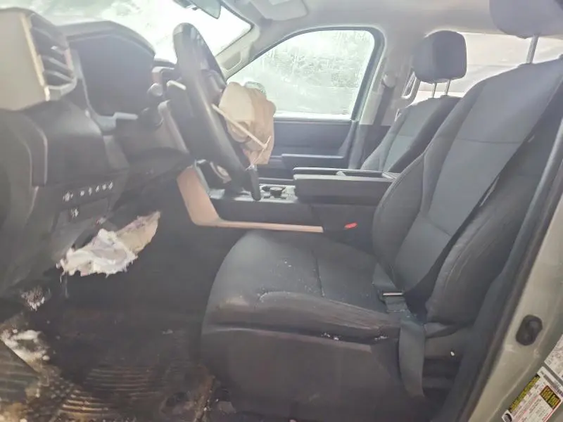 2024 TOYOTA TUNDRA   