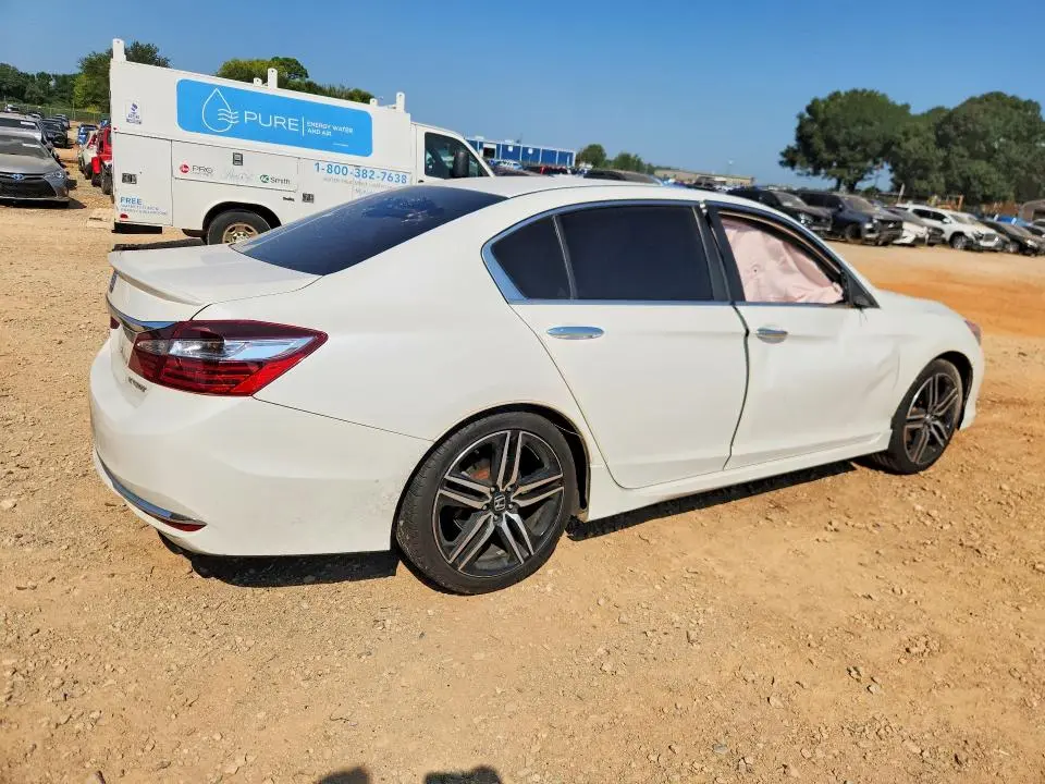 2017 HONDA ACCORD SPORT  
