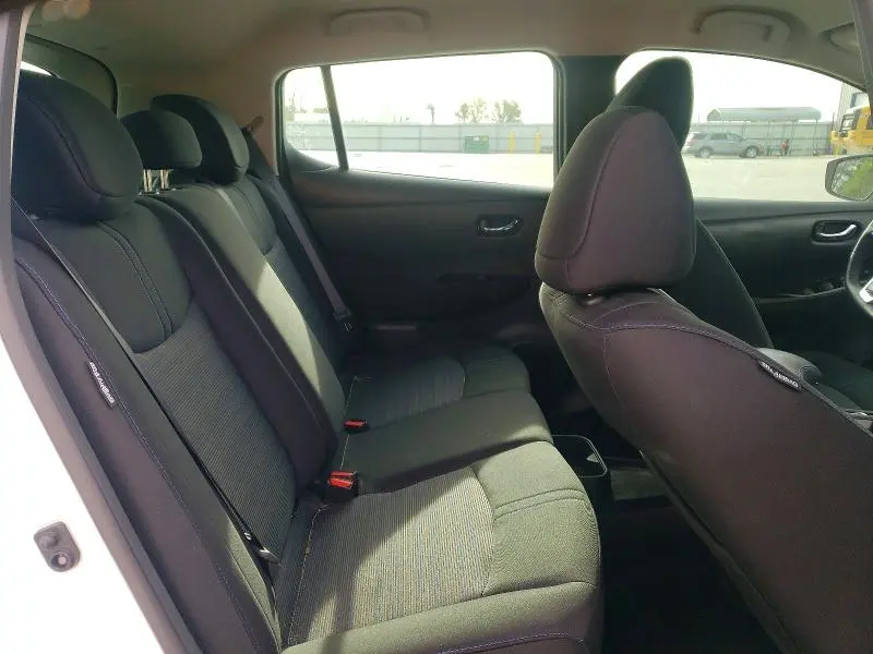 2025 NISSAN LEAF SV PLUS  