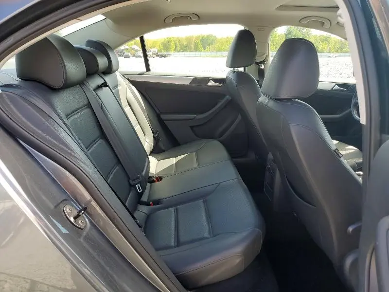 2014 VOLKSWAGEN JETTA SE  