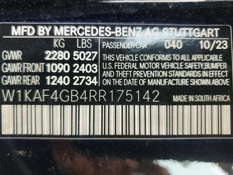 2024 MERCEDES-BENZ C 300  