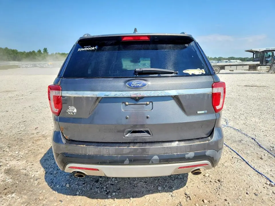 2016 FORD EXPLORER XLT  