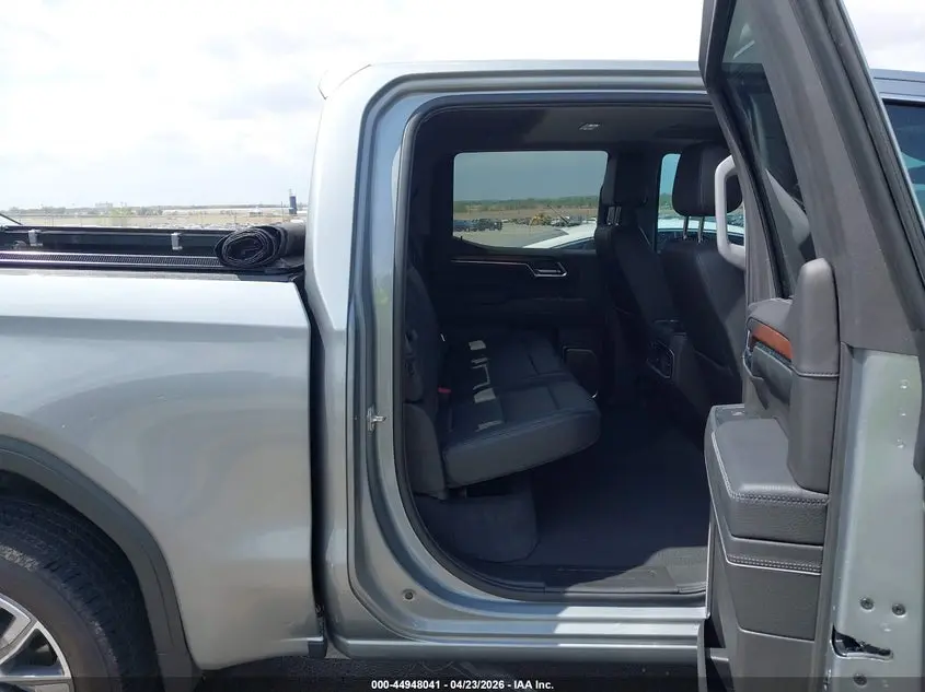 2024 GMC SIERRA 1500 4WD  SHORT BOX DENALI