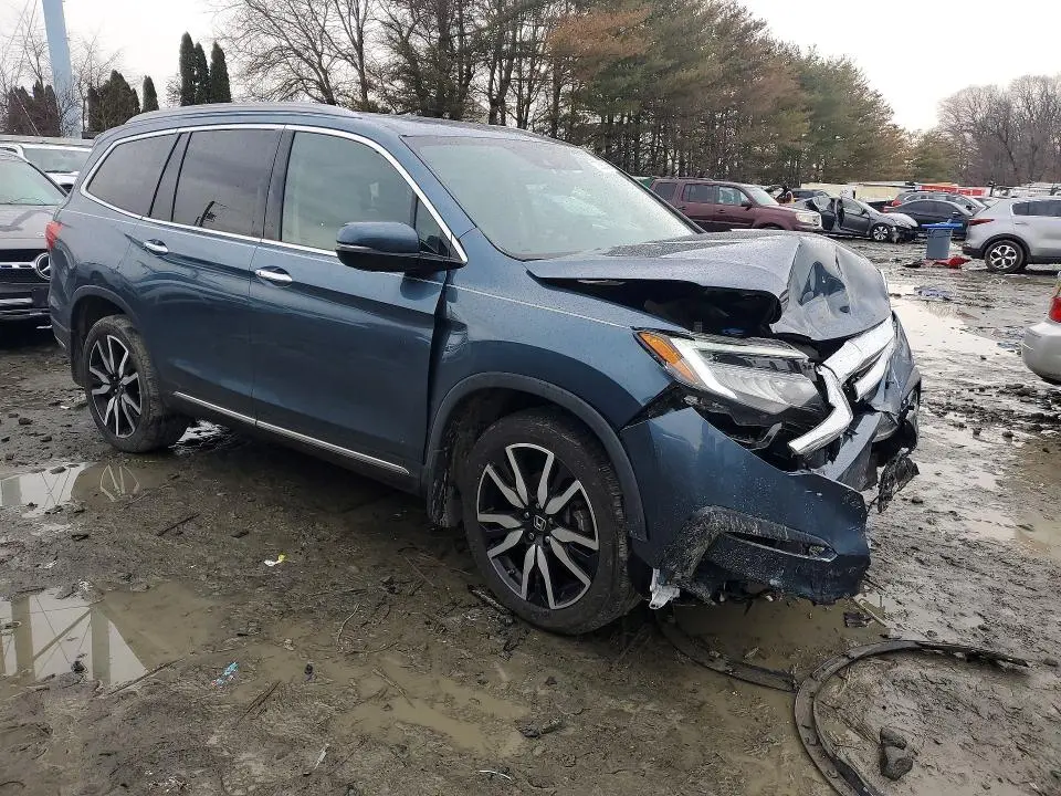 2022 HONDA PILOT TOURING  