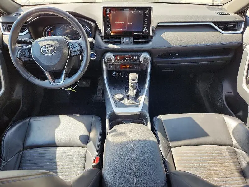 2019 TOYOTA RAV4 XSE  