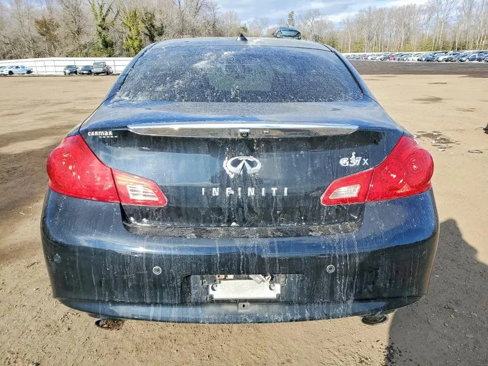 2012 INFINITI G37 X   