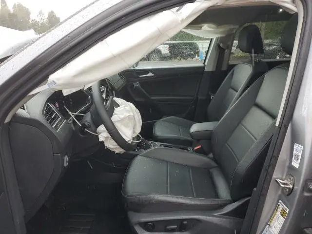 2021 VOLKSWAGEN TIGUAN SE  