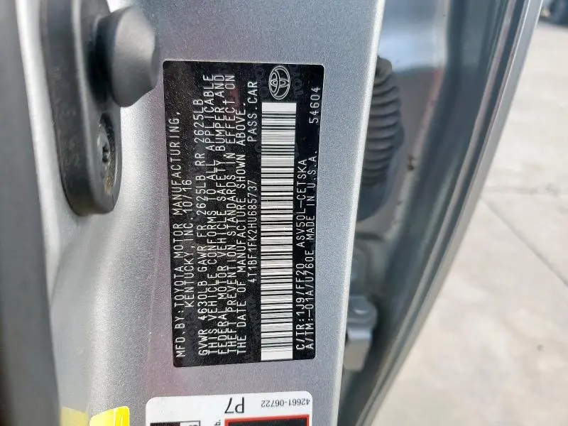 2017 TOYOTA CAMRY LE  