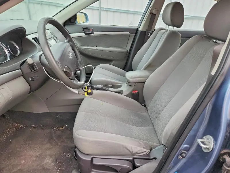 2010 HYUNDAI SONATA GLS  