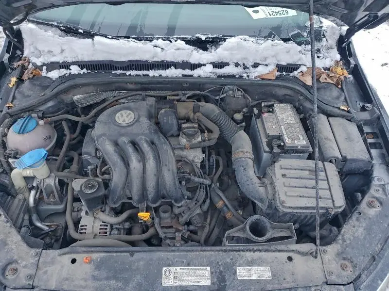 2013 VOLKSWAGEN JETTA BASE  