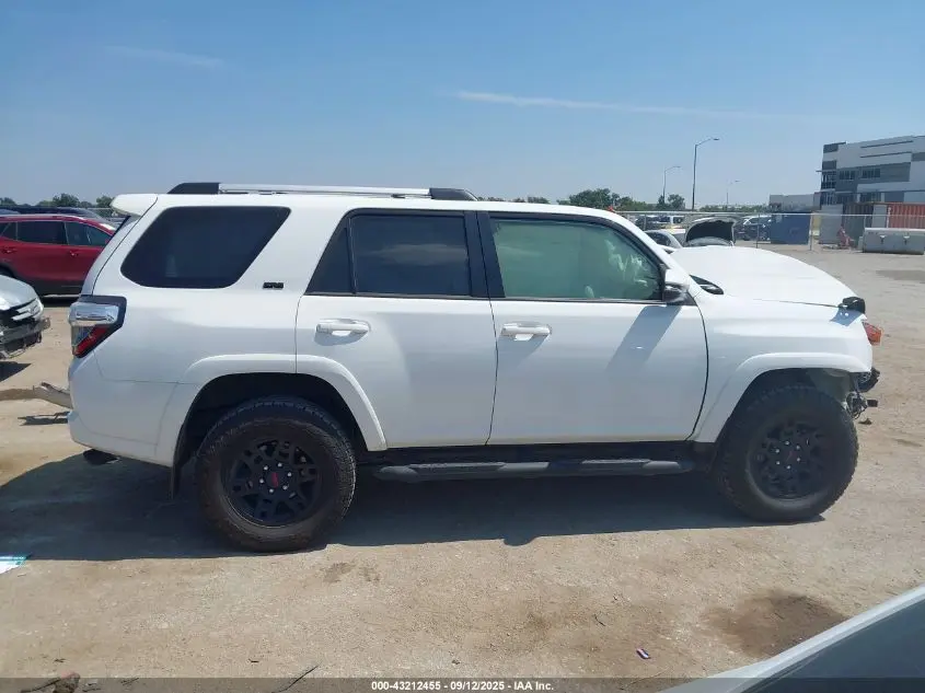 2024 TOYOTA 4RUNNER SR5 PREMIUM